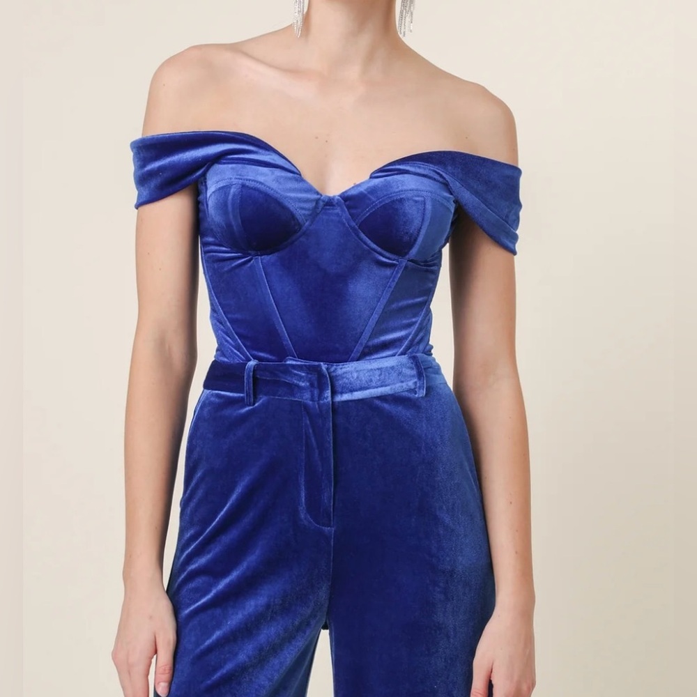 NWT Line & Dot Revolve Du Jour Top